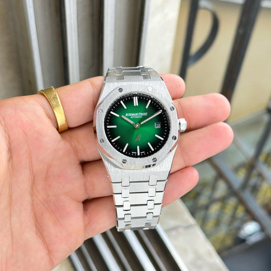 Audemars Piguet Royal Oak Green Dial – A Timeless Icon